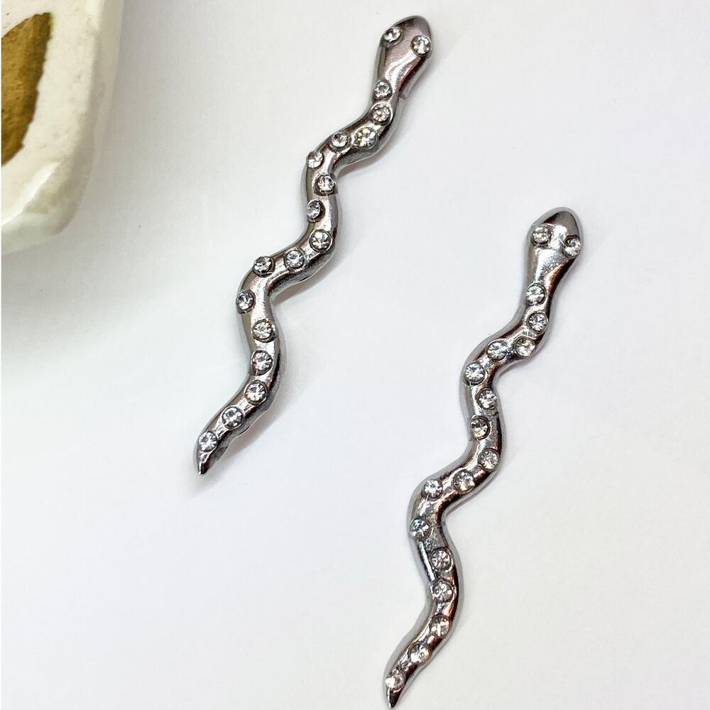 NEW Silver Snake Rhinestone Earrings - Picture 10 of 15